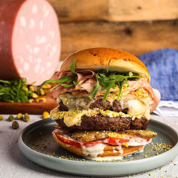 Double Wagyu beef Burgers with Mortadella di Modena
